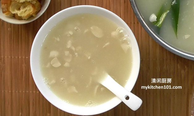 马六甲美食：花生粥糖水搭配油条