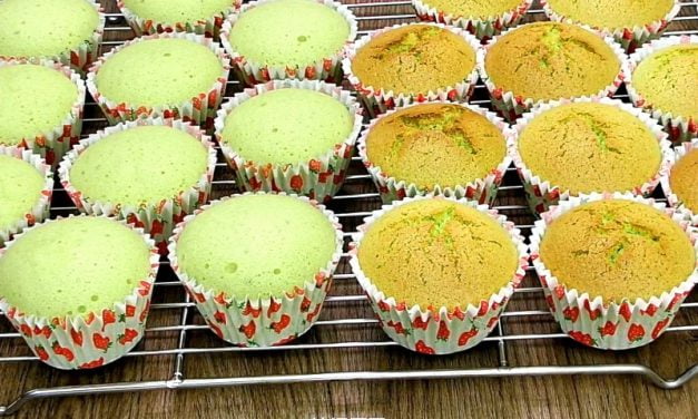 香兰鸡蛋糕：蒸或烘烤